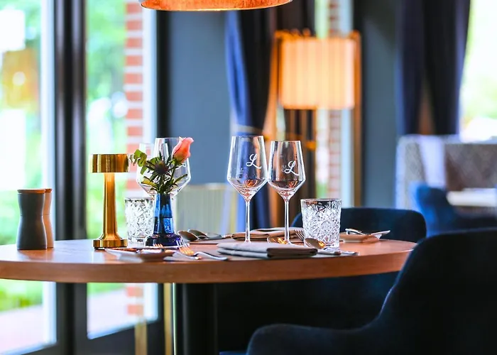 Hotel Steigenberger Treudelberg 4*